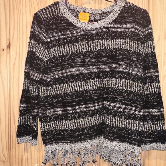 Ruby Rd. Black and White Fringed Sweater - Picture 1 of 6